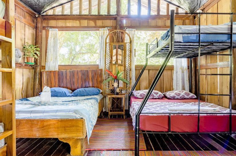 Luminosa Uvita Hostel 외부 사진
