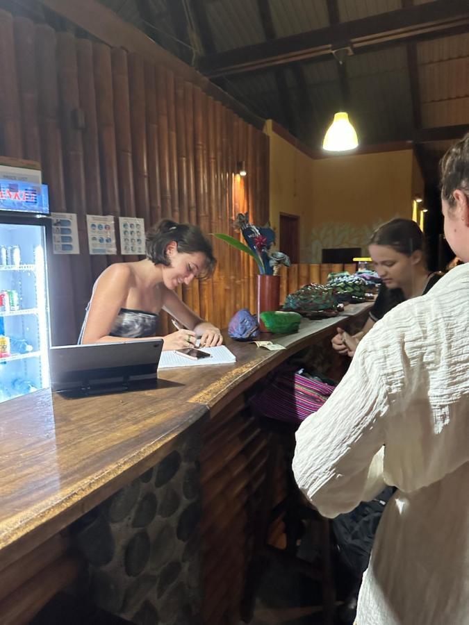 Luminosa Uvita Hostel 외부 사진
